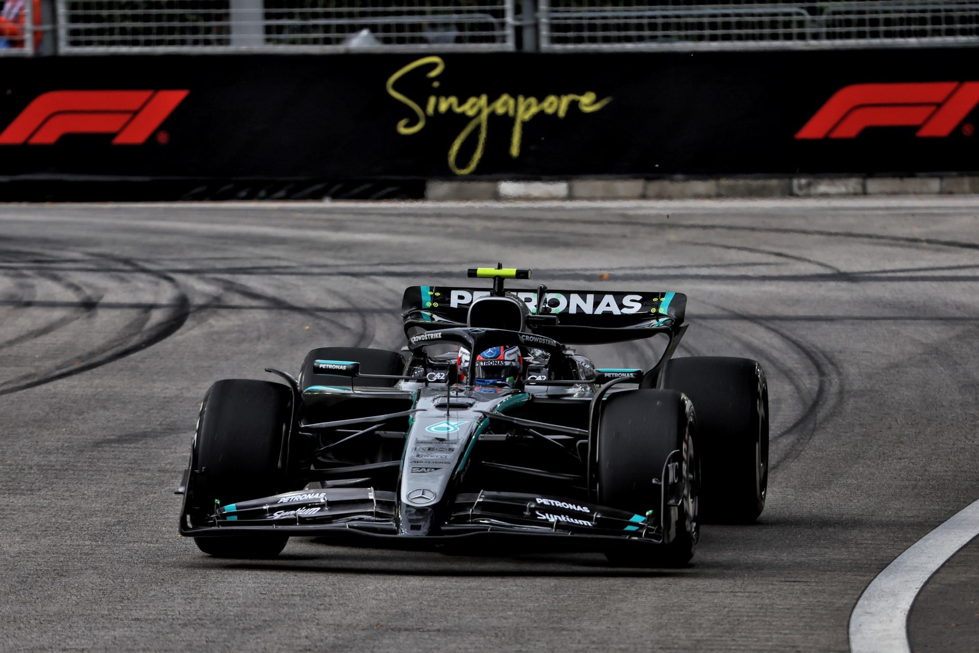 F1: Antonelli explica largada em Singapura: "Um pouco penalizados pela aderência" Andrea Kimi Antonelli (ITA) Mercedes AMG F1 W16.