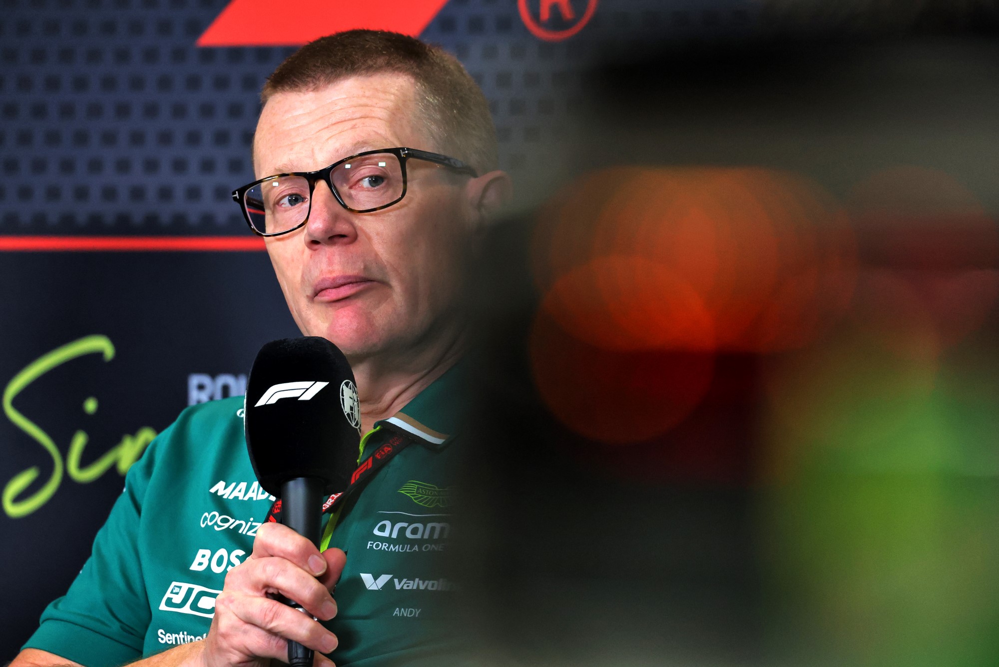 No Paddock da F1: chefes debatem 2026, sprint em Singapura e rumores sobre Horner No Paddock da F1: chefes debatem 2026, sprint em Singapura e rumores sobre Horner