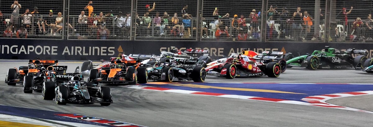 O legado das luzes noturnas: como o Grande Prêmio de Singapura redefiniu o glamour da F1 O legado das luzes noturnas: como o Grande Prêmio de Singapura redefiniu o glamour da F1