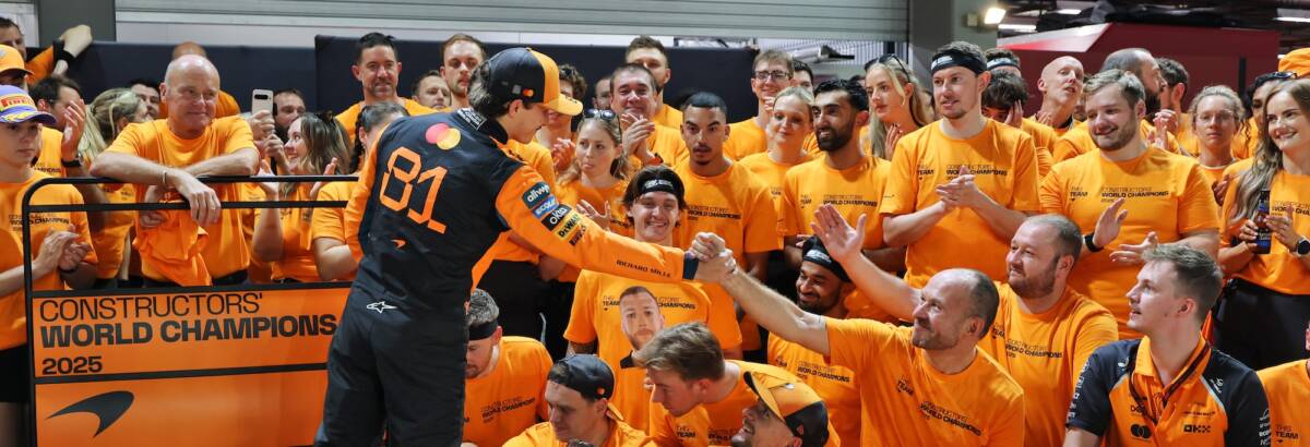 F1: McLaren celebra título de construtores com festa em Woking