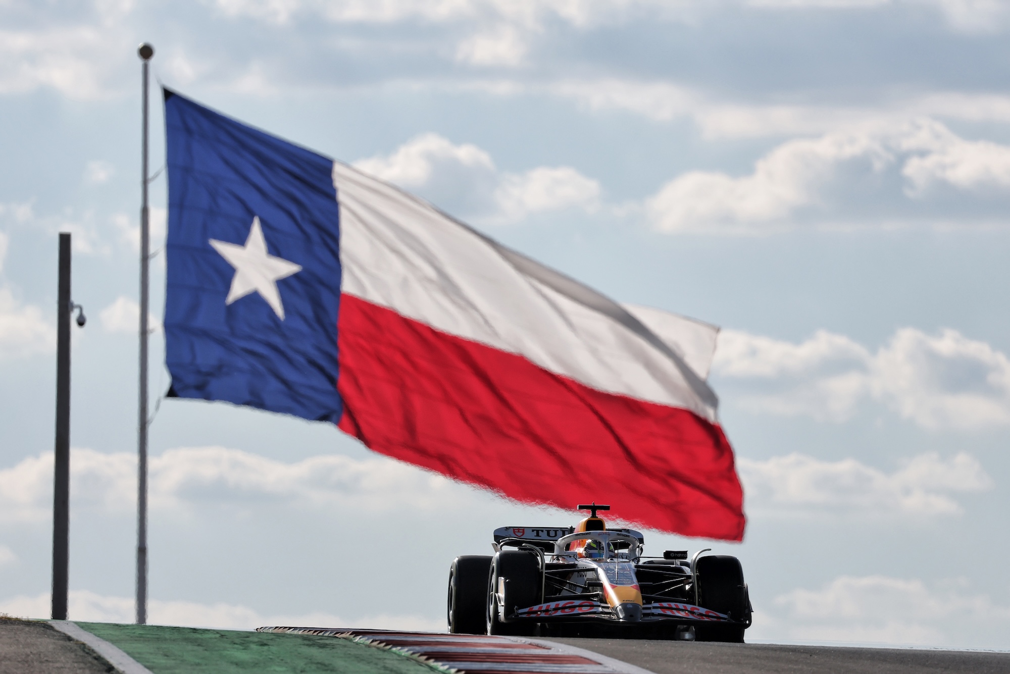 F1: Confira as imagens do primeiro dia do GP dos Estados Unidos Isack Hadjar (FRA) Racing Bulls VCARB 02.