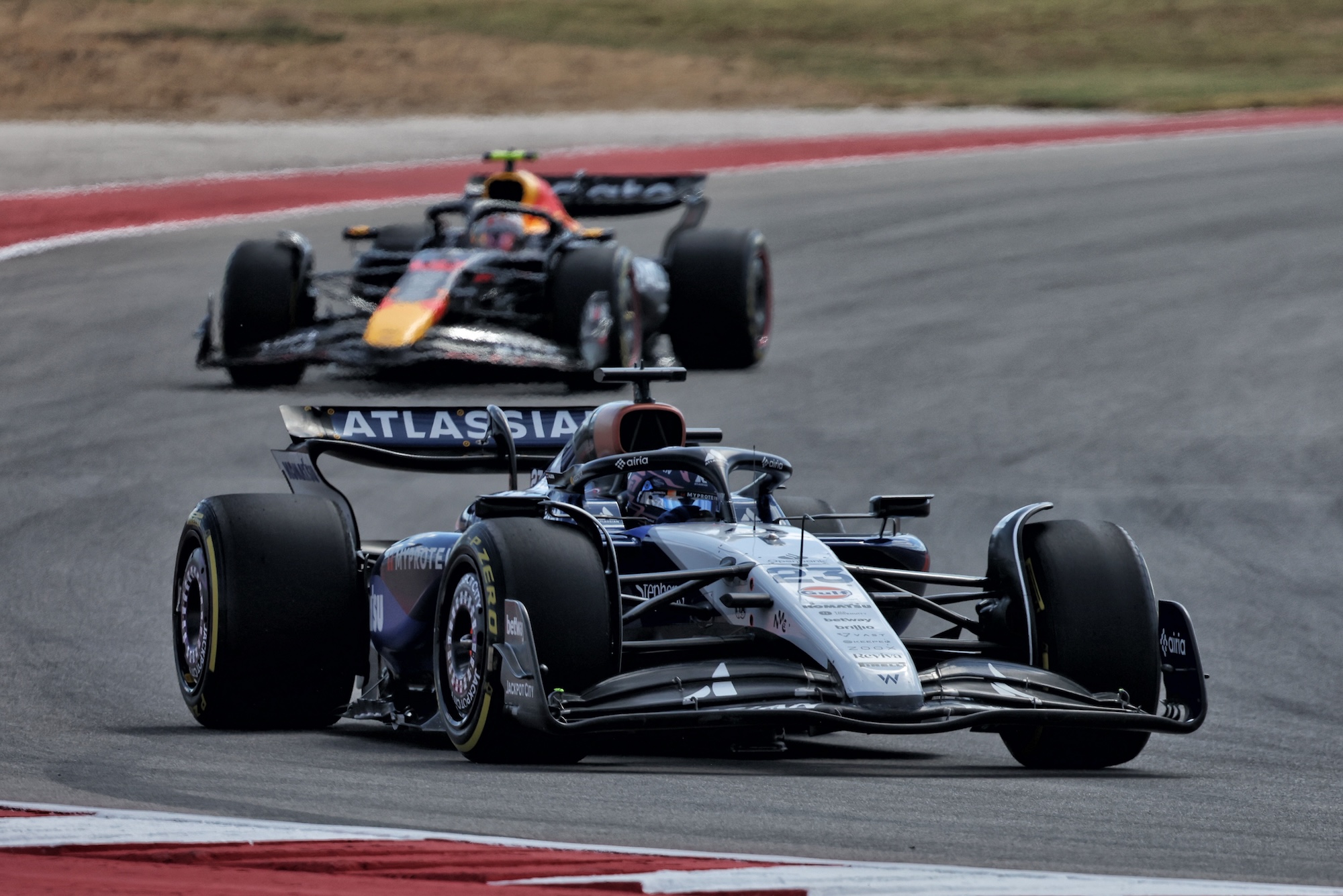 F1: Confira as imagens deste sábado do GP dos Estados Unidos 2025 Alexander Albon (THA) Atlassian Williams Racing FW47.