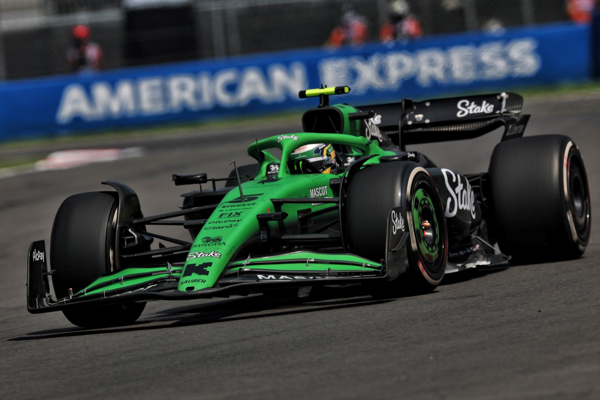 F1: Confira as imagens do primeiro dia de treinos do GP do México 2025 Gabriel Bortoleto (BRA) Sauber C45.