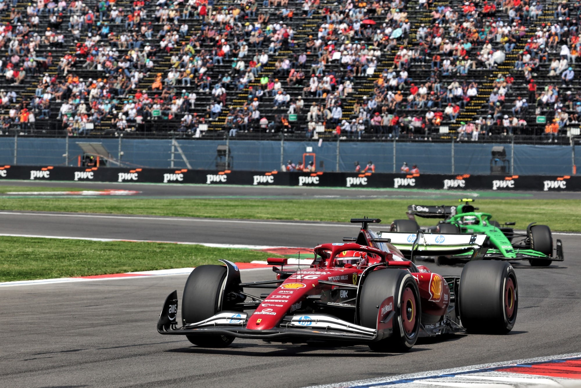 F1: Confira as imagens do primeiro dia de treinos do GP do México 2025 Charles Leclerc (MON) Ferrari SF-25.