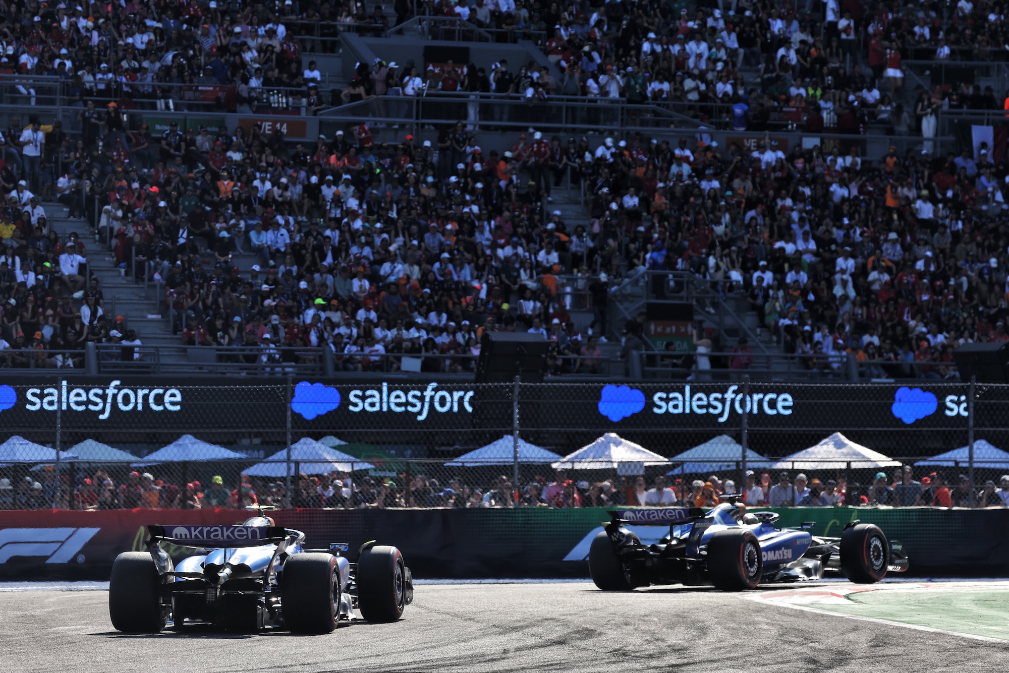 Alexander Albon (THA) Atlassian Williams Racing FW47 and Carlos Sainz (ESP) Atlassian Williams Racing FW47.