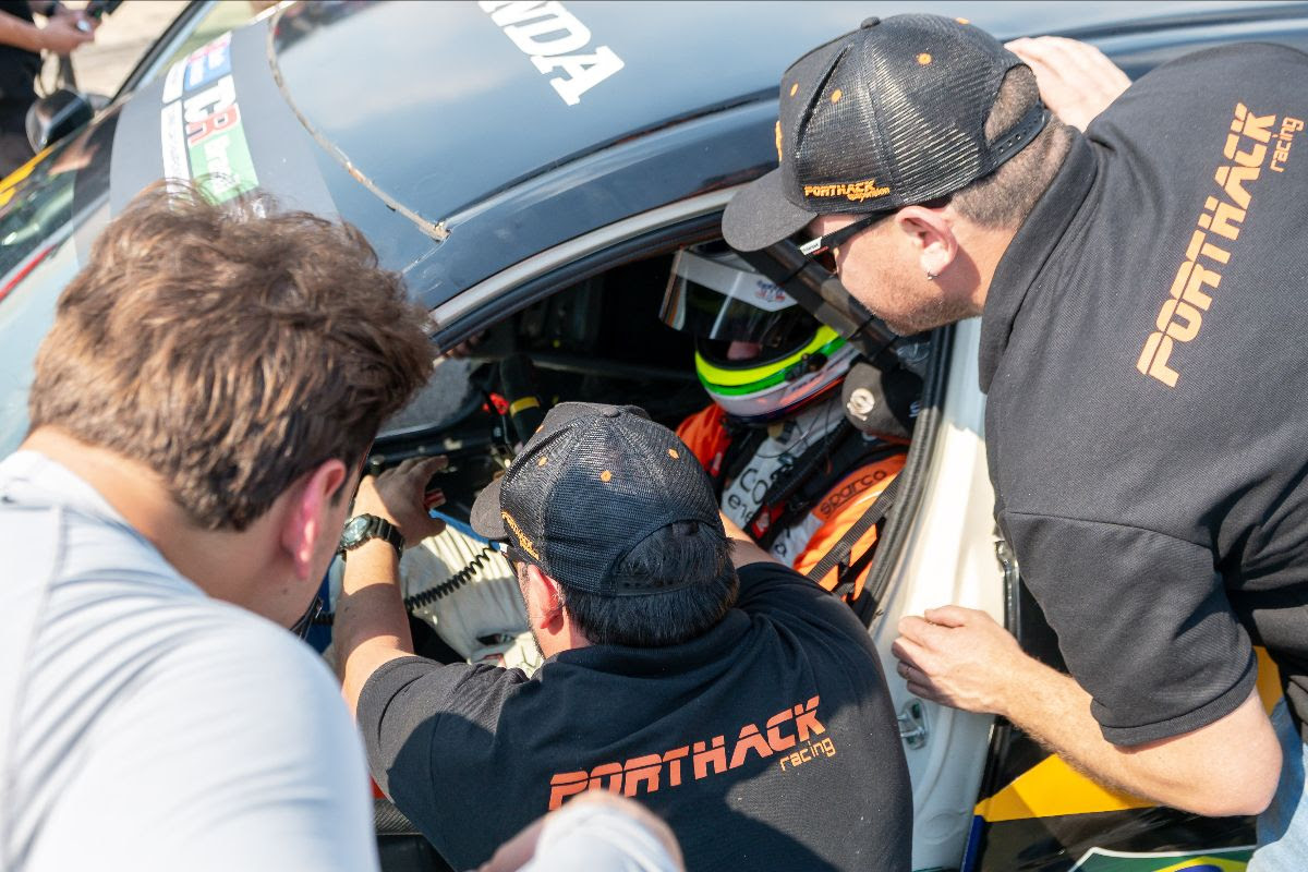 De olho em 2026, TCR South America realiza testes coletivos no Velocitta De olho em 2026, TCR South America realiza testes coletivos no Velocitta