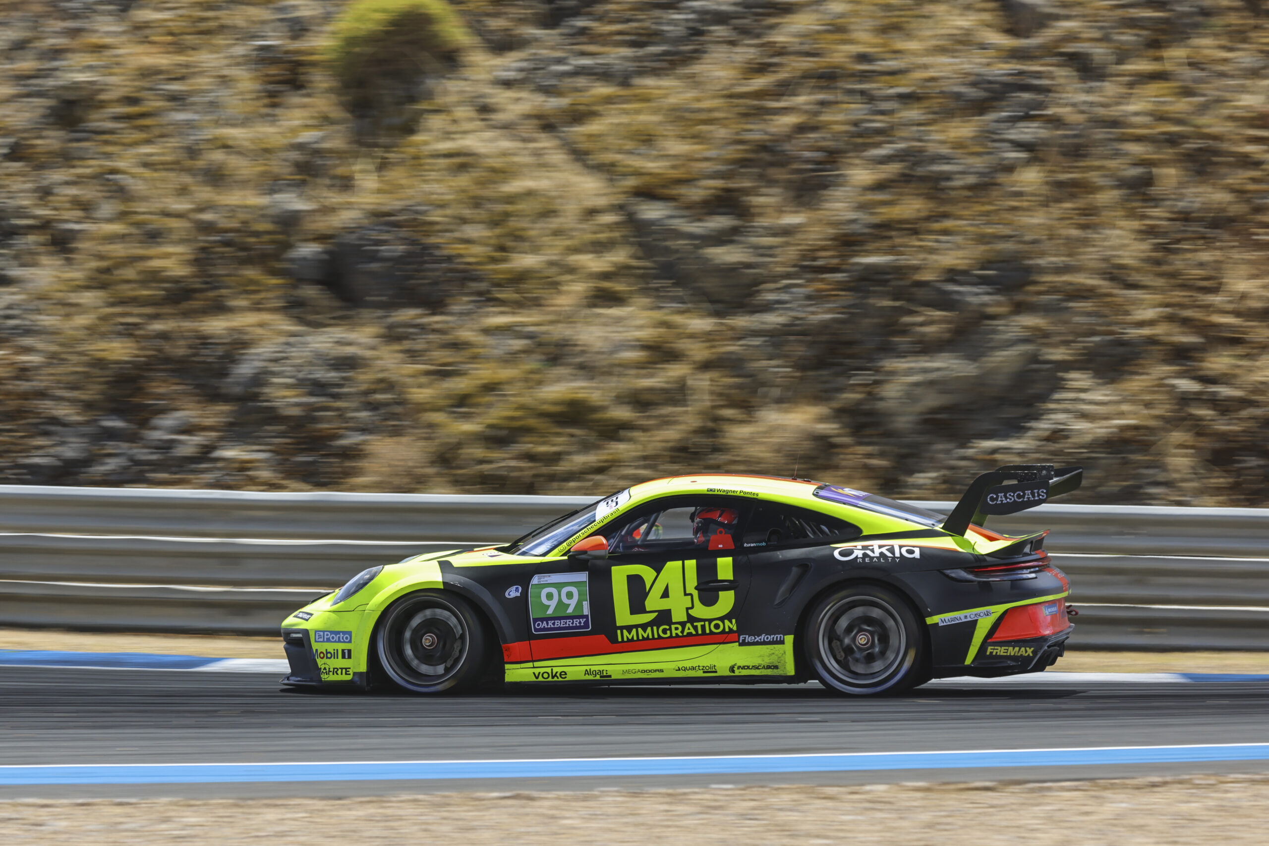 De olho em pódio, Wagner Pontes fecha temporada da Porsche Cup em Interlagos com a D4U Immigration Wagner Pontes