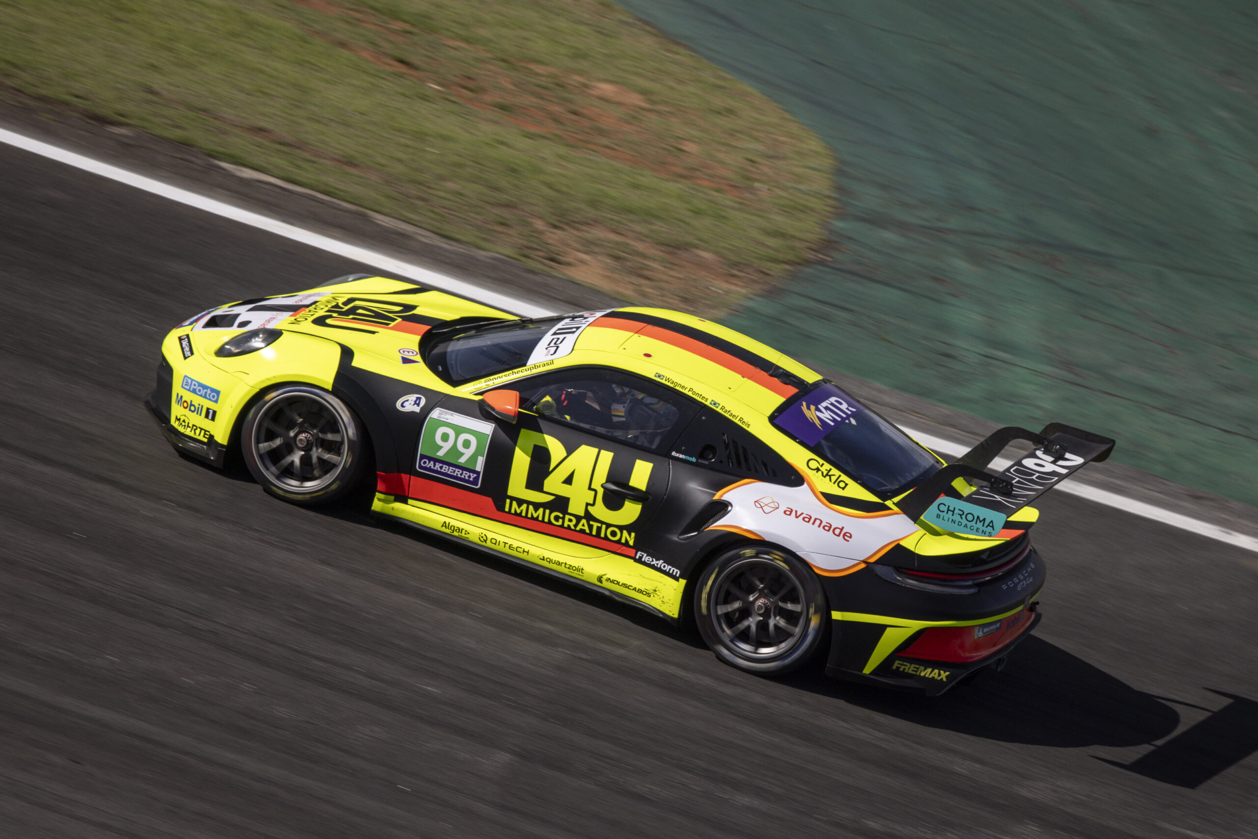 Porsche Cup: Wagner Pontes destaca ritmo e mira pódio em Interlagos com a D4U Immigration Wagner Pontes