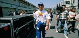 Na moda do automobilismo, Ayrton Senna vira ícone de estilo