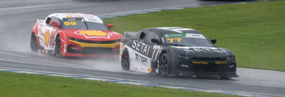 Valdeno Brito conquista pódio na NASCAR Brasil e faz 25 ultrapassagens em duas corridas no Velocitta