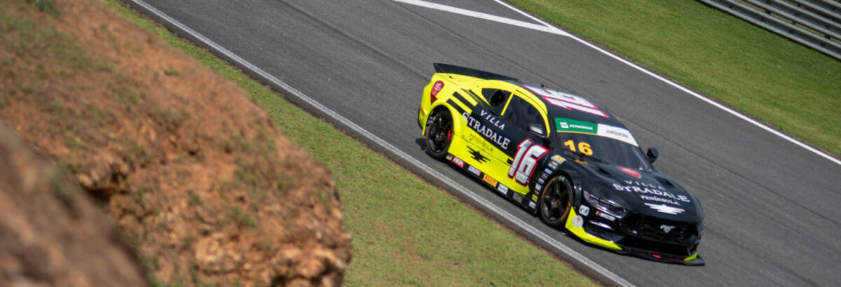Corrida 2 da oitava etapa da NASCAR Brasil é suspensa no Velocitta