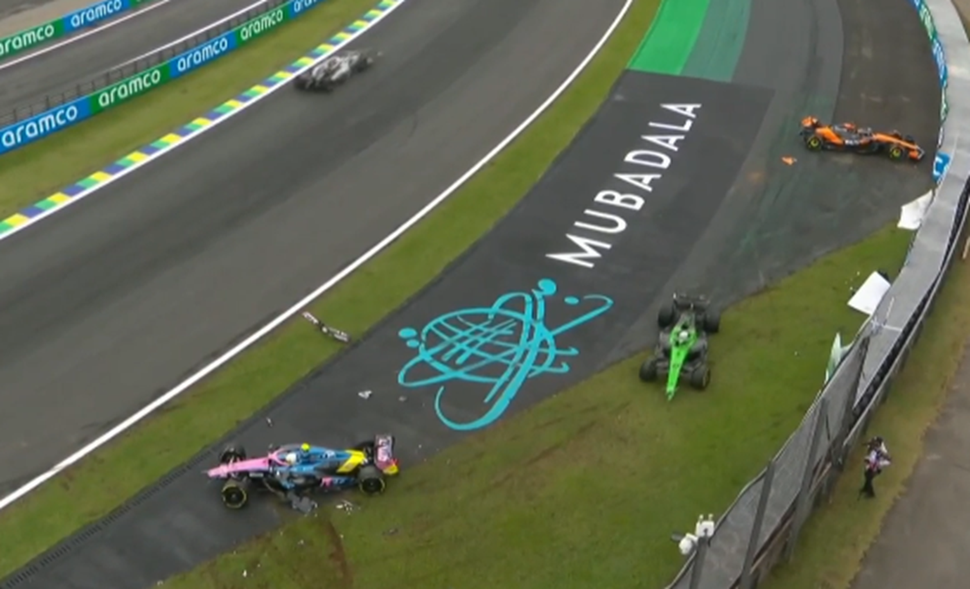 F1: Piastri bate e abandona Sprint do GP de São Paulo. Bandeira vermelha é acionada F1: Piastri bate e abandona Sprint do GP de São Paulo. Bandeira vermelha é acionada