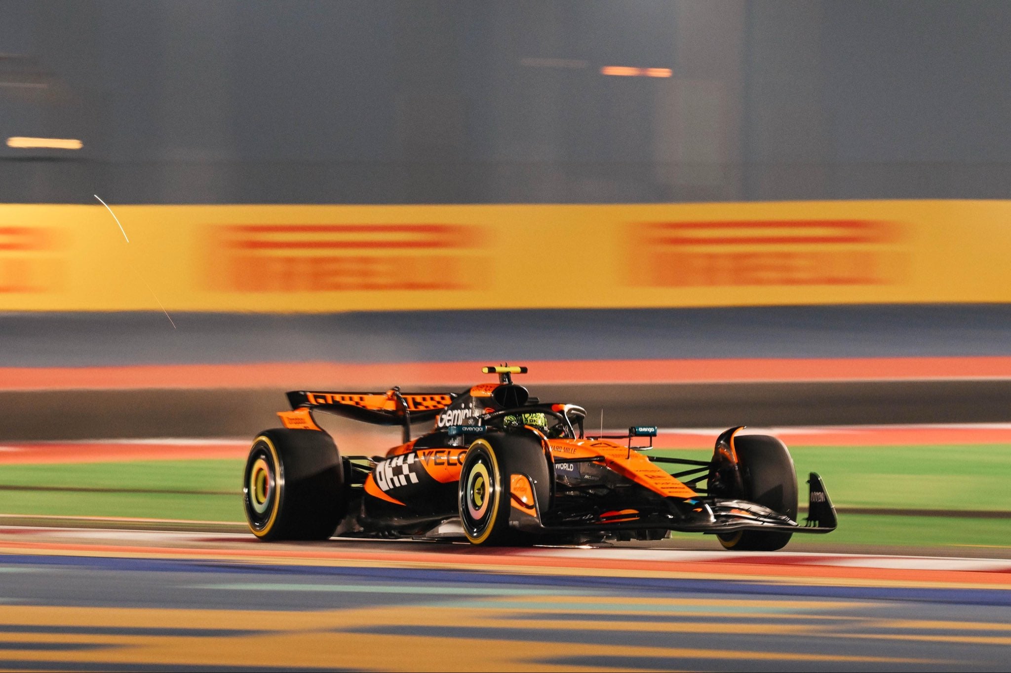 F1: Piastri bate Russell e é pole na Sprint do GP do Catar