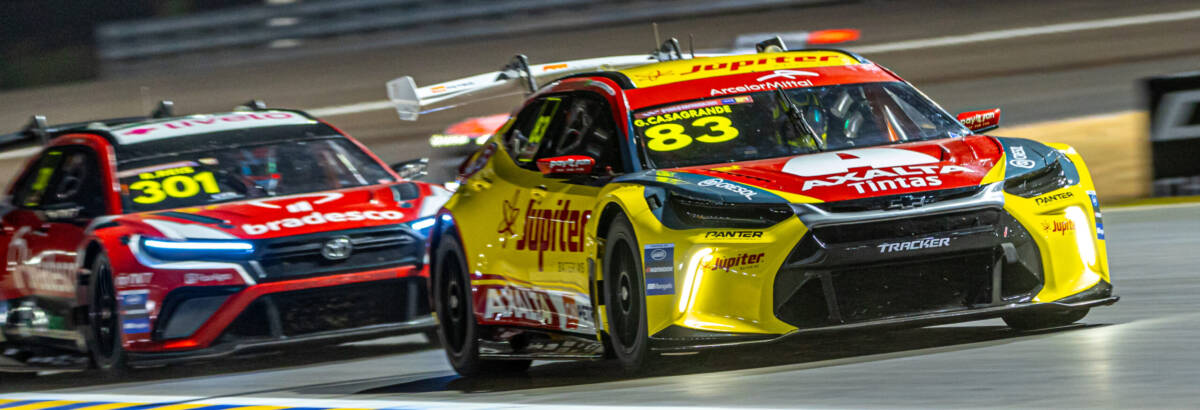 Stock Car: Gabriel Casagrande entra no top-3 do campeonato após corrida noturna em Cuiabá