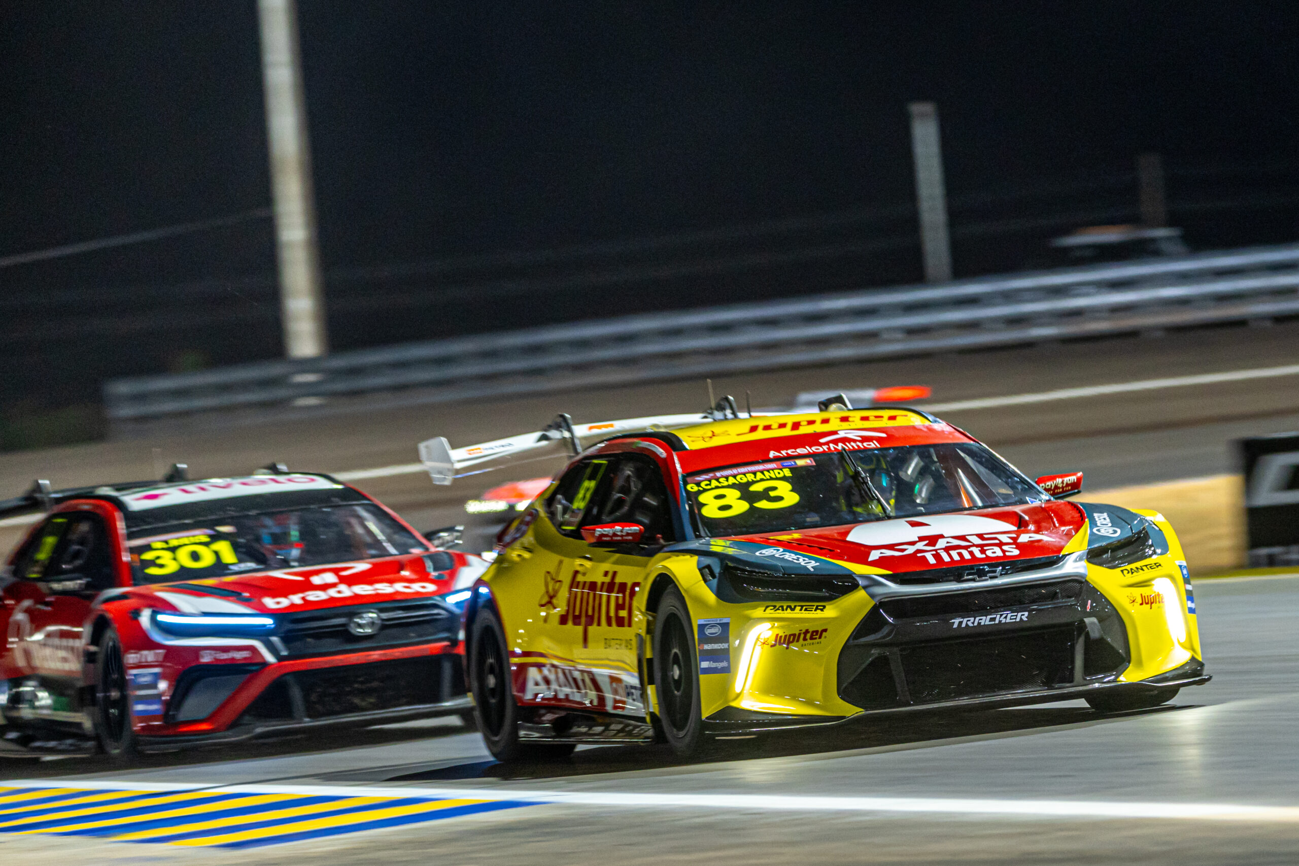 Stock Car: Gabriel Casagrande entra no top-3 do campeonato após corrida noturna em Cuiabá Gabriel Casagrande