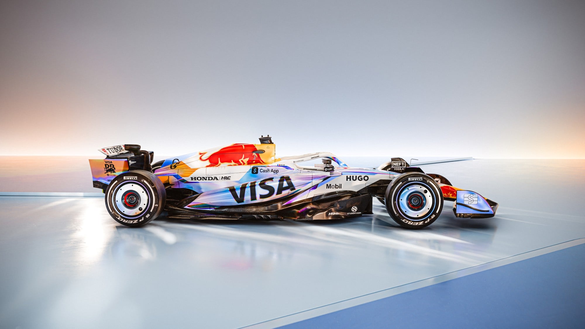 F1: Racing Bulls apresenta pintura holográfica para o GP de Las Vegas; veja as fotos F1: Racing Bulls apresenta pintura holográfica para o GP de Las Vegas; veja as fotos