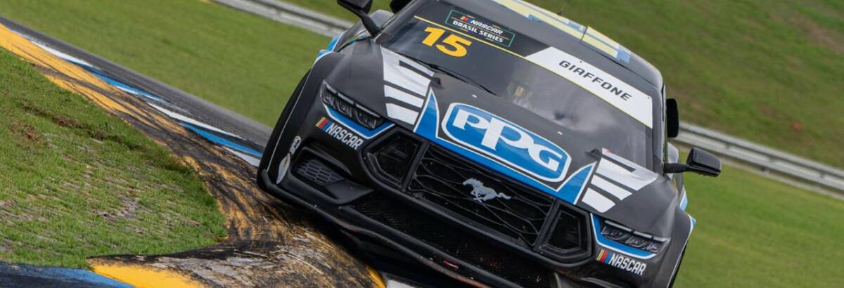 NASCAR Brasil: Tito Giaffone vence na classe Challenge e garante pódio geral no Velocitta