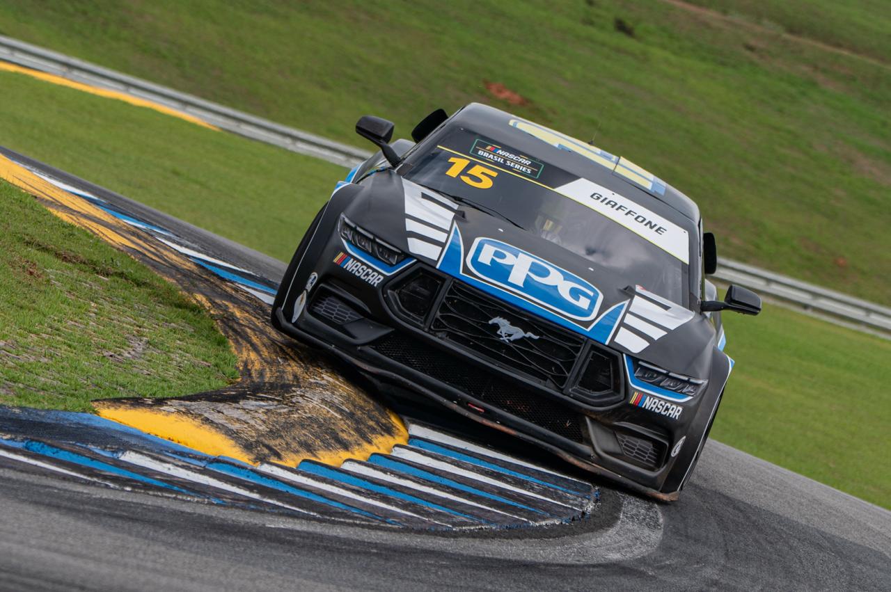 NASCAR Brasil: Tito Giaffone vence na classe Challenge e garante pódio geral no Velocitta Tito Giaffone