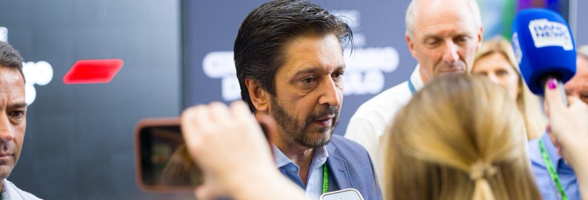 F1: Prefeito apresenta melhorias em Interlagos para a FOM e recebe elogios