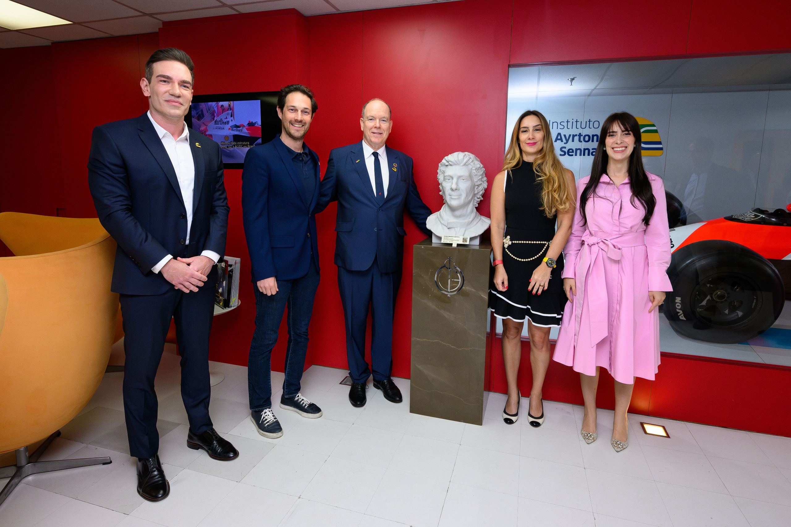 Príncipe Albert II de Mônaco visita sede de Senna Brands e Instituto Ayrton Senna em São Paulo Príncipe Albert II