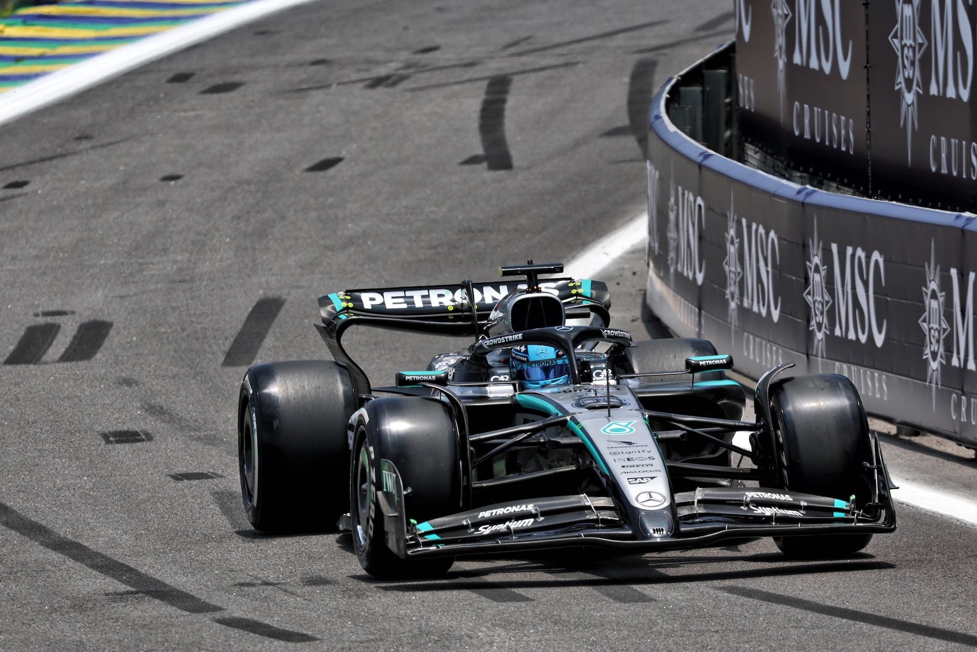 F1: Russell destaca desempenho de Antonelli Kimi e quer pontos em Interlagos George Russell (GBR) Mercedes AMG F1 W16.