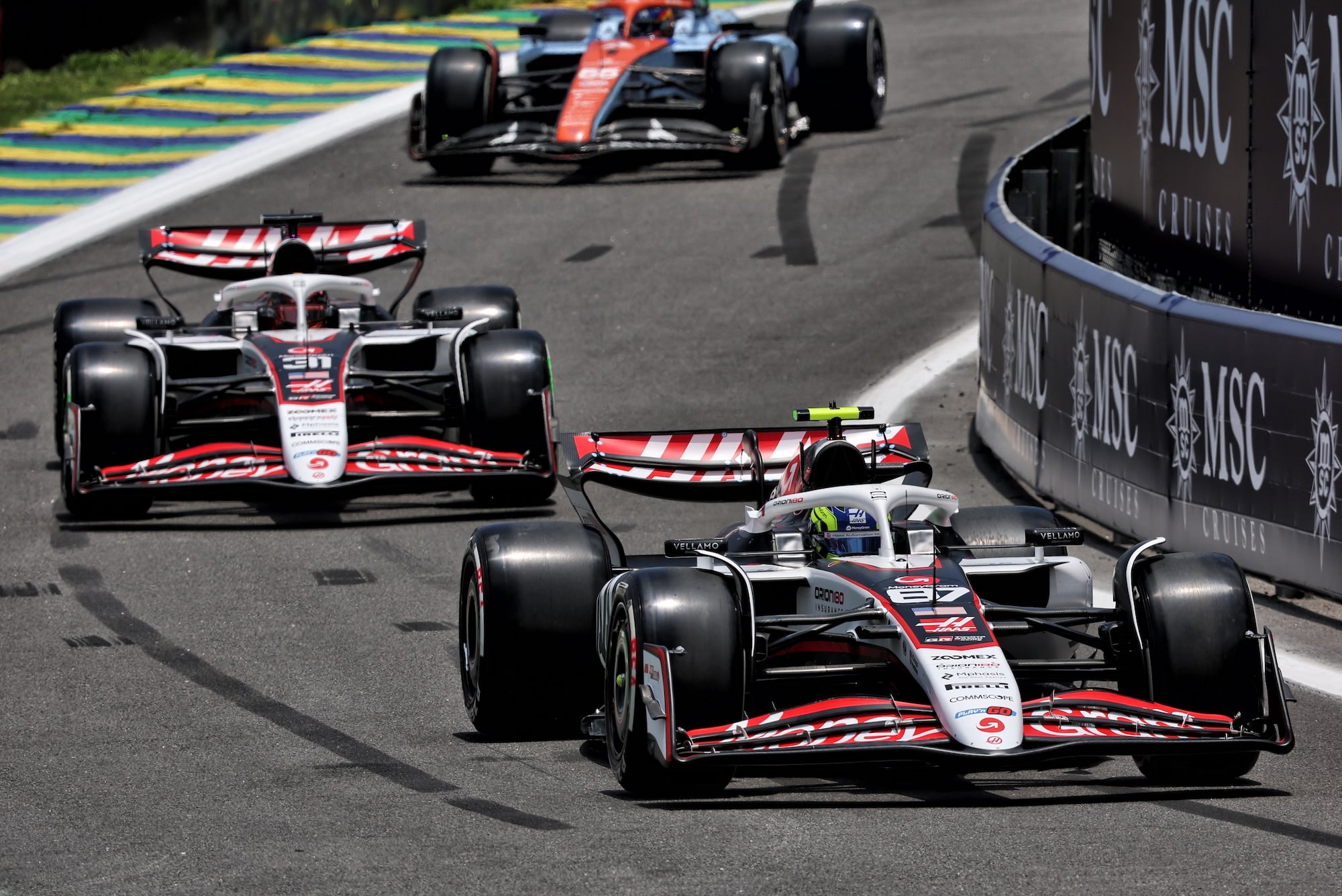 F1: As imagens do primeiro dia de atividades do GP de São Paulo Oliver Bearman (GBR) Haas VF-25.