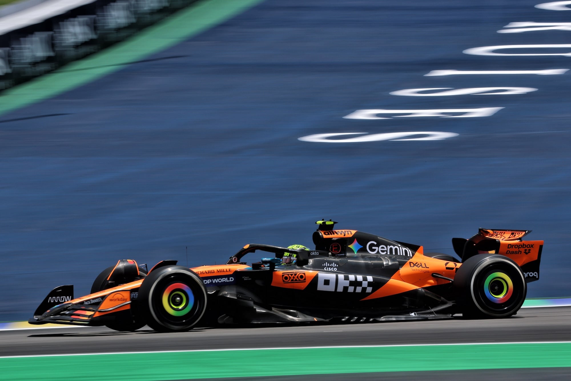 F1: As imagens do primeiro dia de atividades do GP de São Paulo Lando Norris (GBR) McLaren MCL39.
