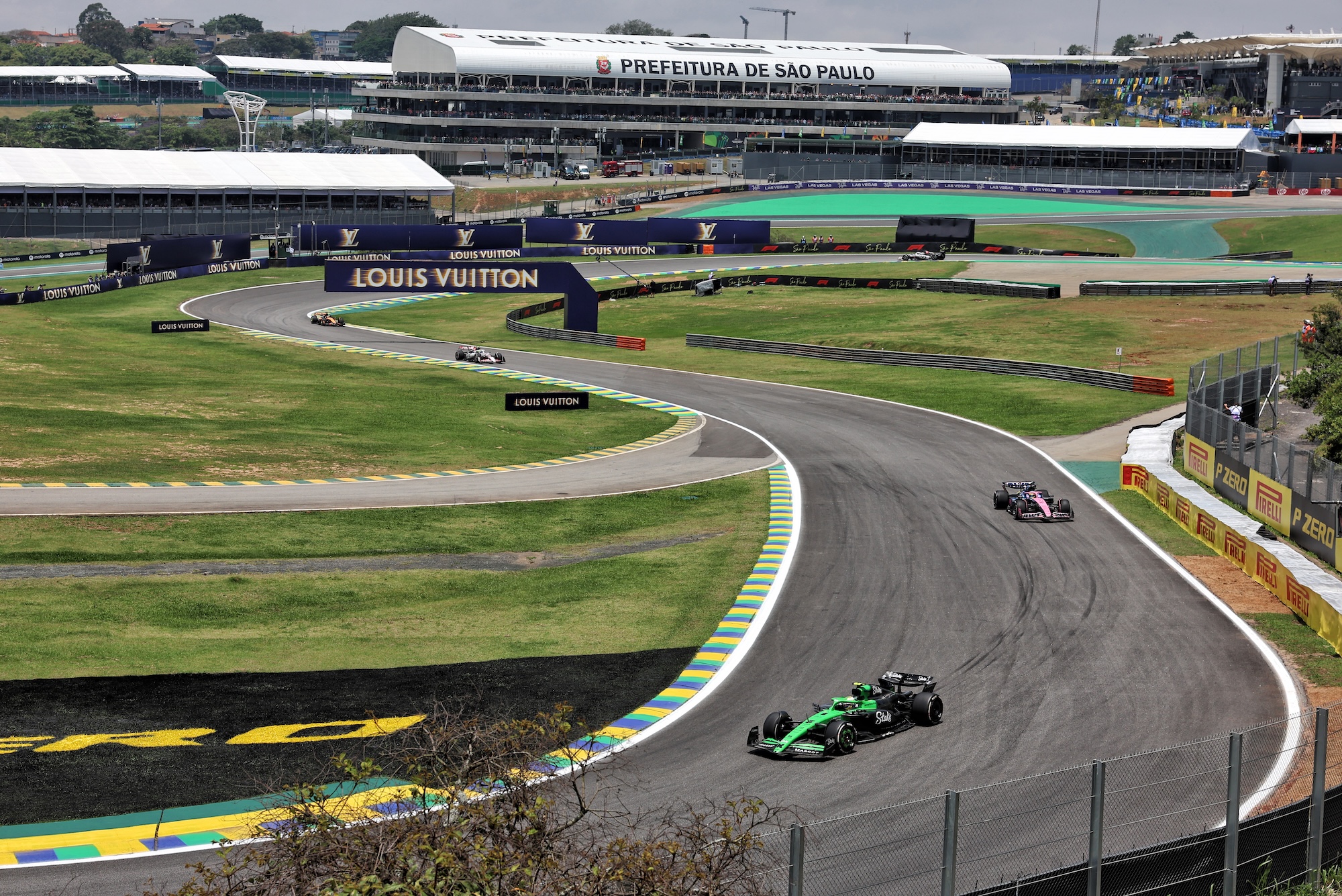 F1: As imagens do primeiro dia de atividades do GP de São Paulo Gabriel Bortoleto (BRA) Sauber C45.