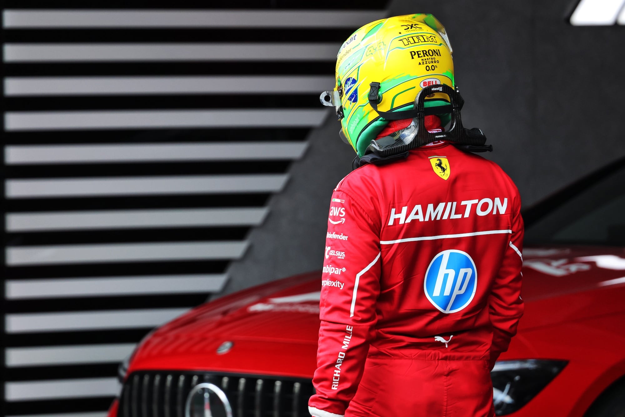 F1: Valsecchi critica Hamilton e aponta Leclerc como única certeza na Ferrari Lewis Hamilton (GBR) Ferrari.