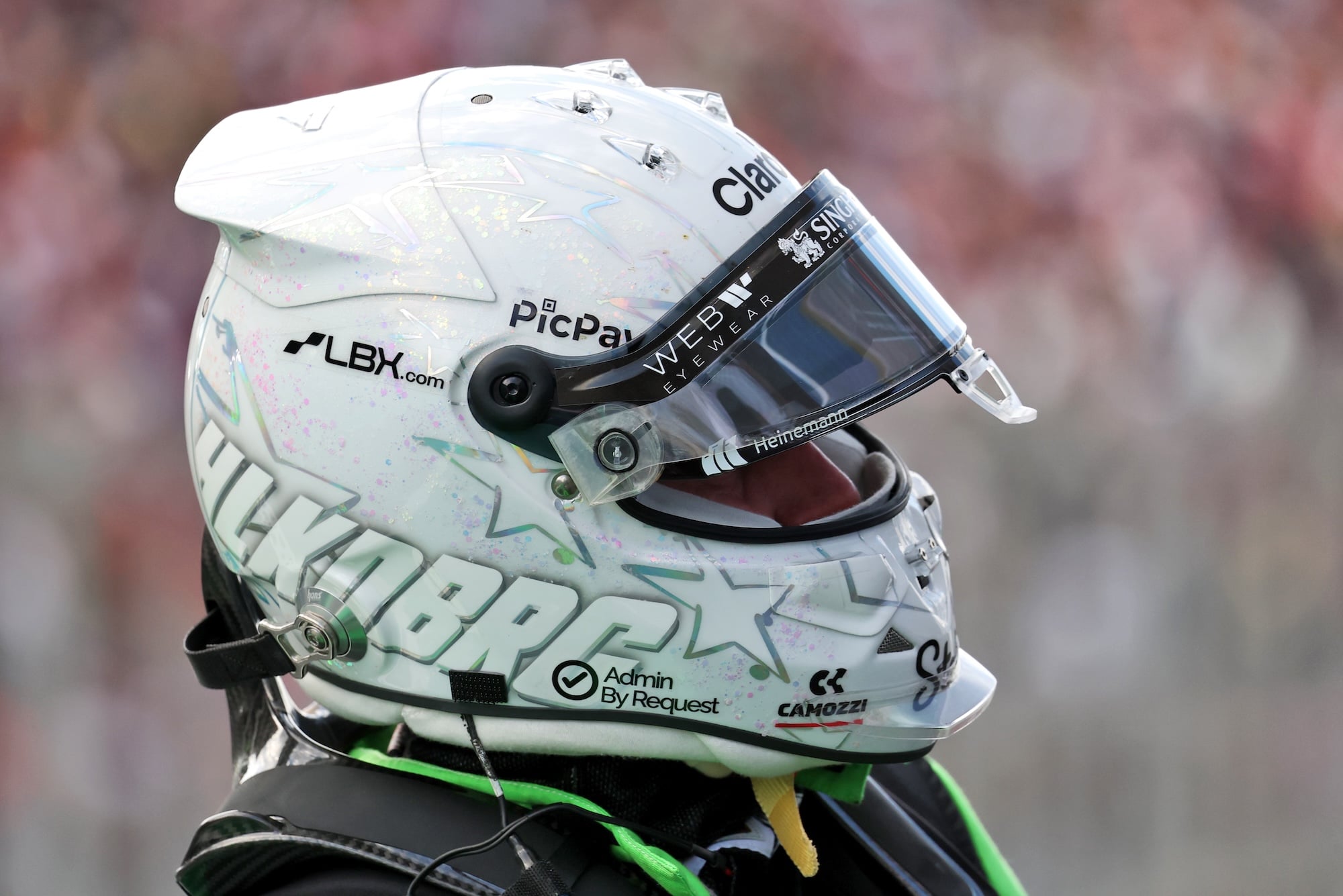 Nico Hulkenberg (GER) Sauber in qualifying parc ferme.