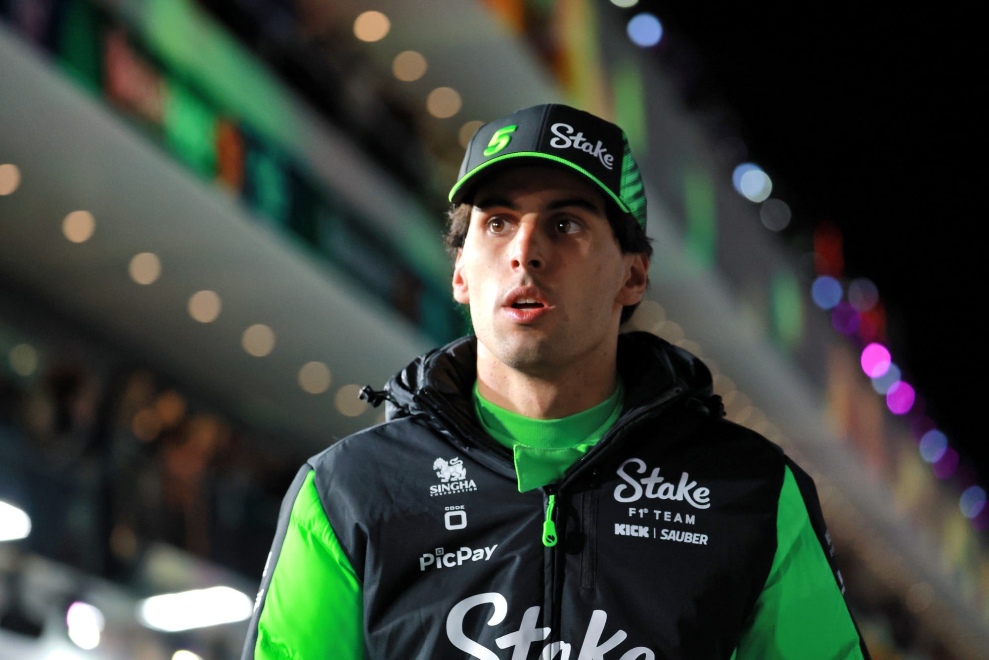 F1 hoje: Verstappen ganha apoio, Bortoleto projeta futuro e Band se despede da categoria Gabriel Bortoleto (BRA) Sauber.