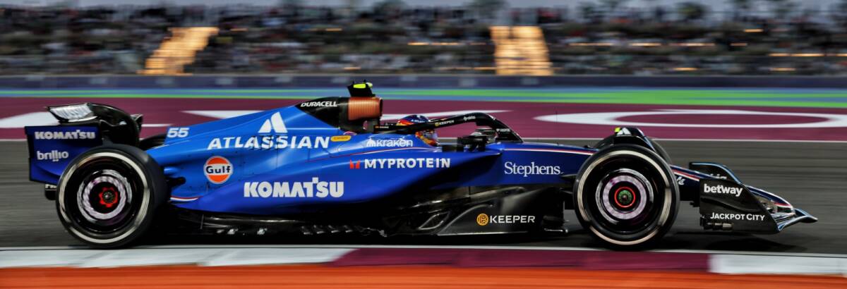 F1: Sainz aposta no crescimento da Williams em 2026 após evolução este ano