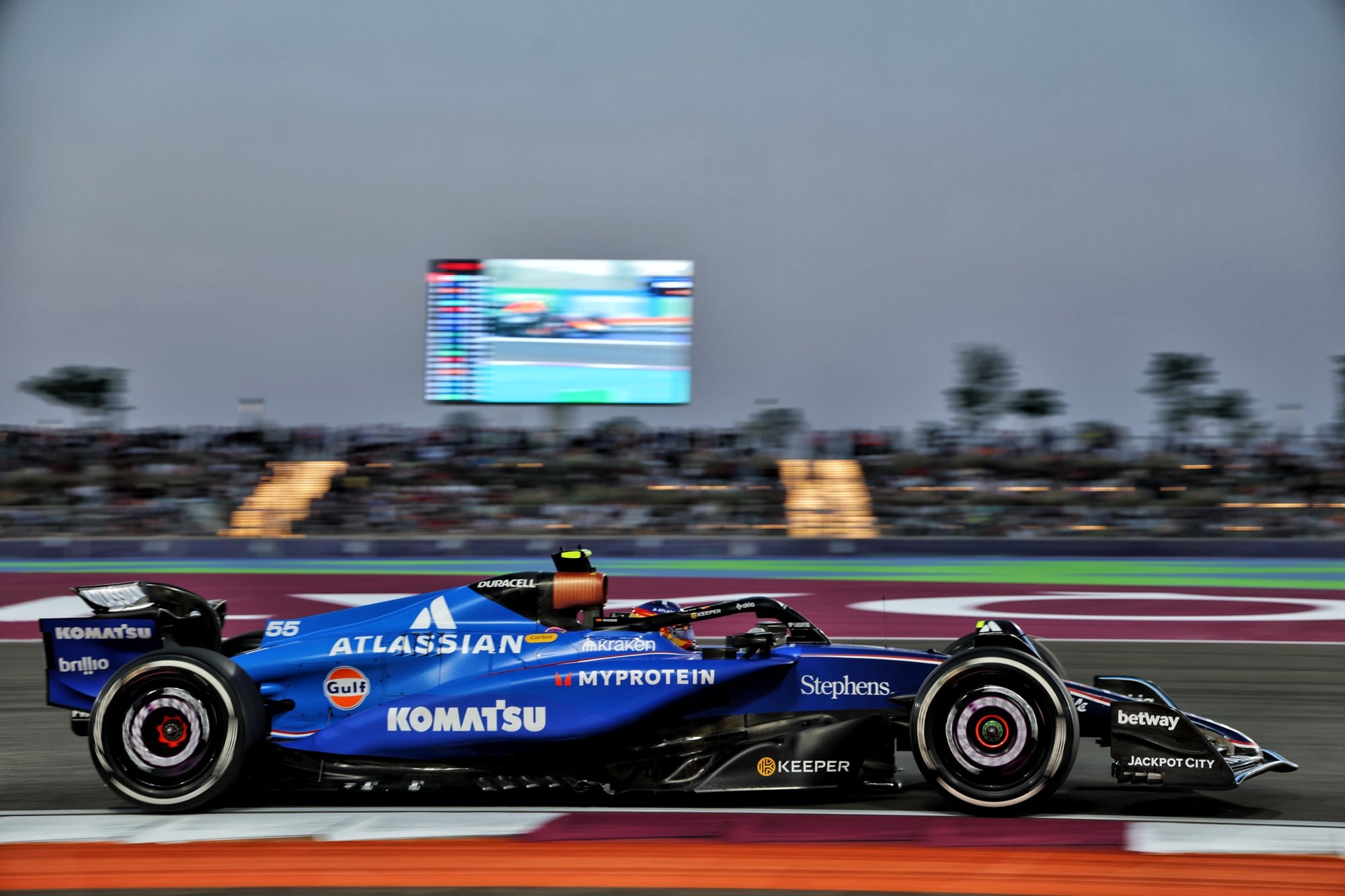 Carlos Sainz (ESP) Atlassian Williams Racing FW47.