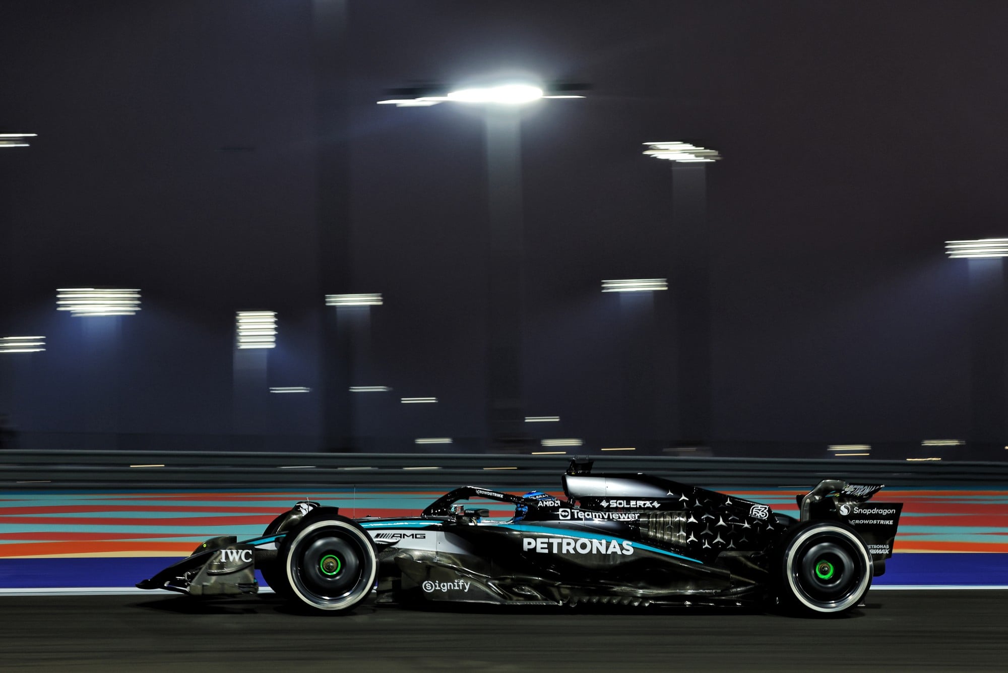 George Russell (GBR) Mercedes AMG F1 W16.