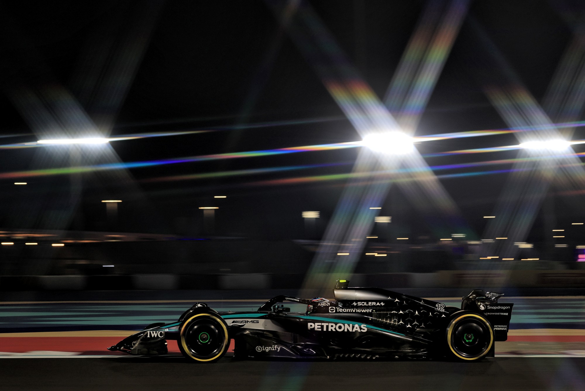 Andrea Kimi Antonelli (ITA) Mercedes AMG F1 W16.