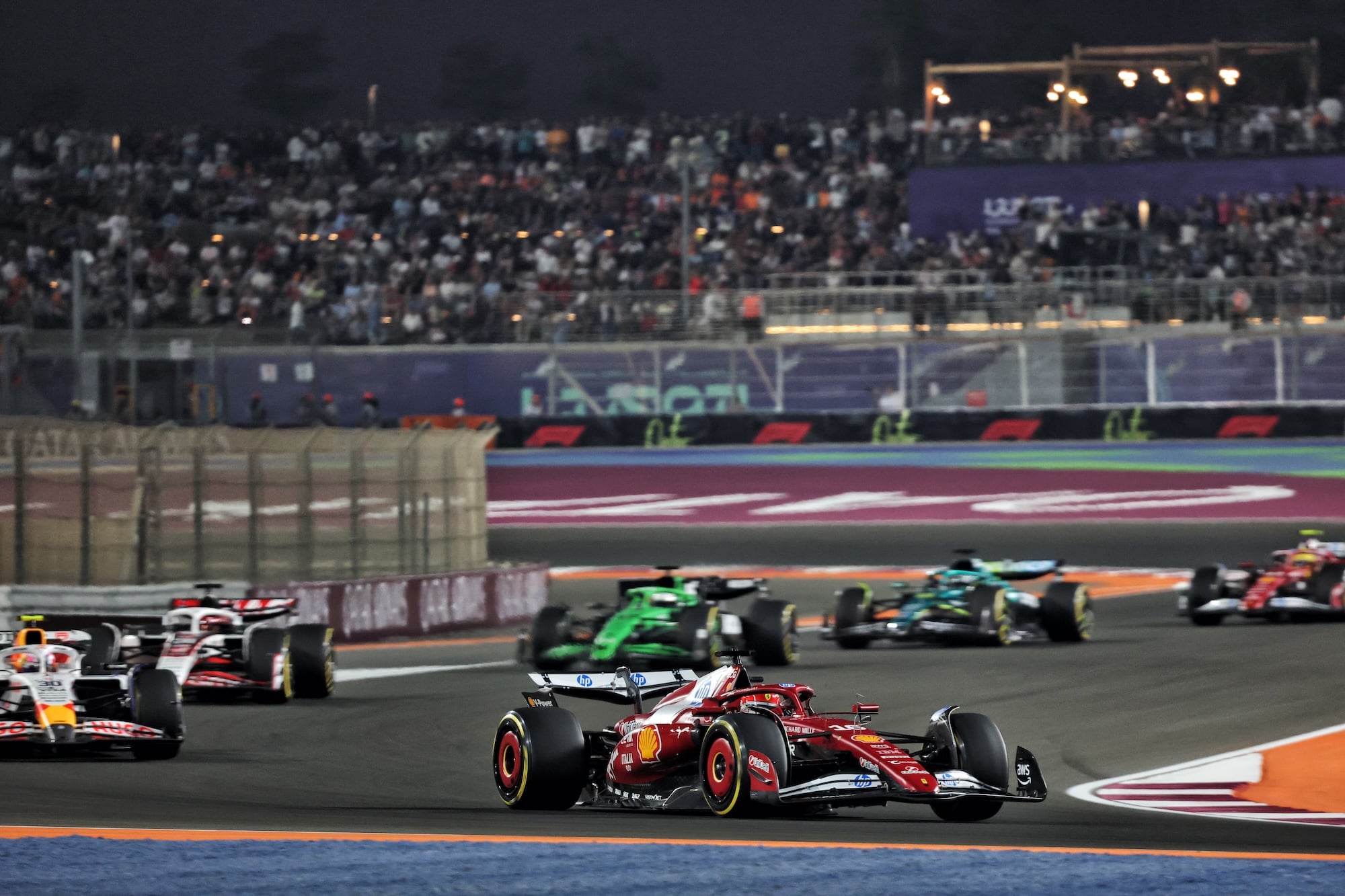 F1 confirma "plano de contingência" para calendário de 2026 Charles Leclerc (MON) Ferrari SF-25.