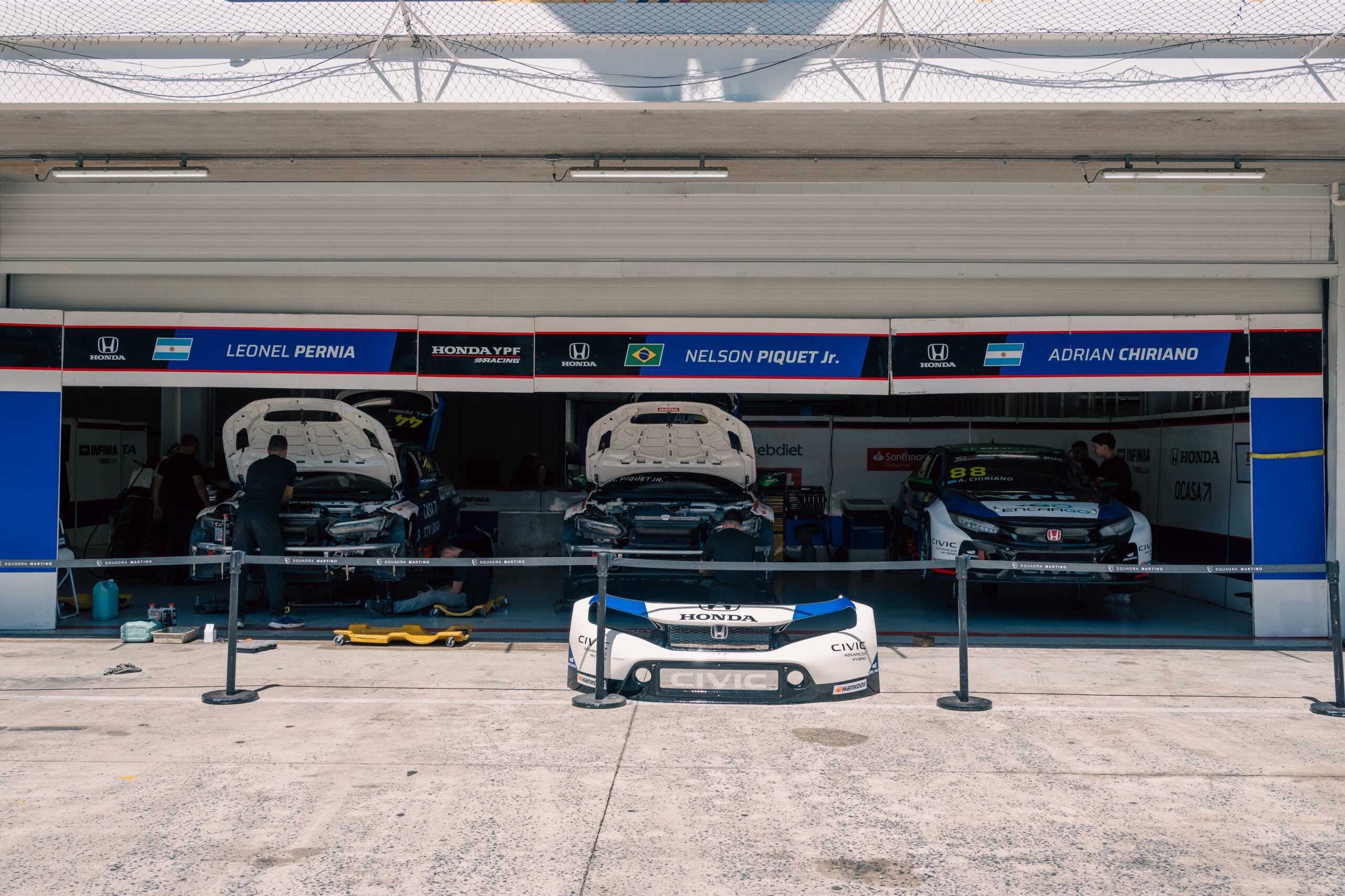 Perto do título no TCR Brasil, Nelson Piquet Jr. comanda primeiro treino em Interlagos Perto do título no TCR Brasil, Nelson Piquet Jr. comanda primeiro treino em Interlagos