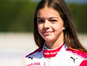 Brasileira Vicky Farfus é escalada para teste de novatas da F1 Academy na Espanha