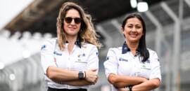 FE: Bia Figueiredo e Rachel Loh treinam voluntárias para FIA Girls on Track Experiência para Estudantes no Anhembi