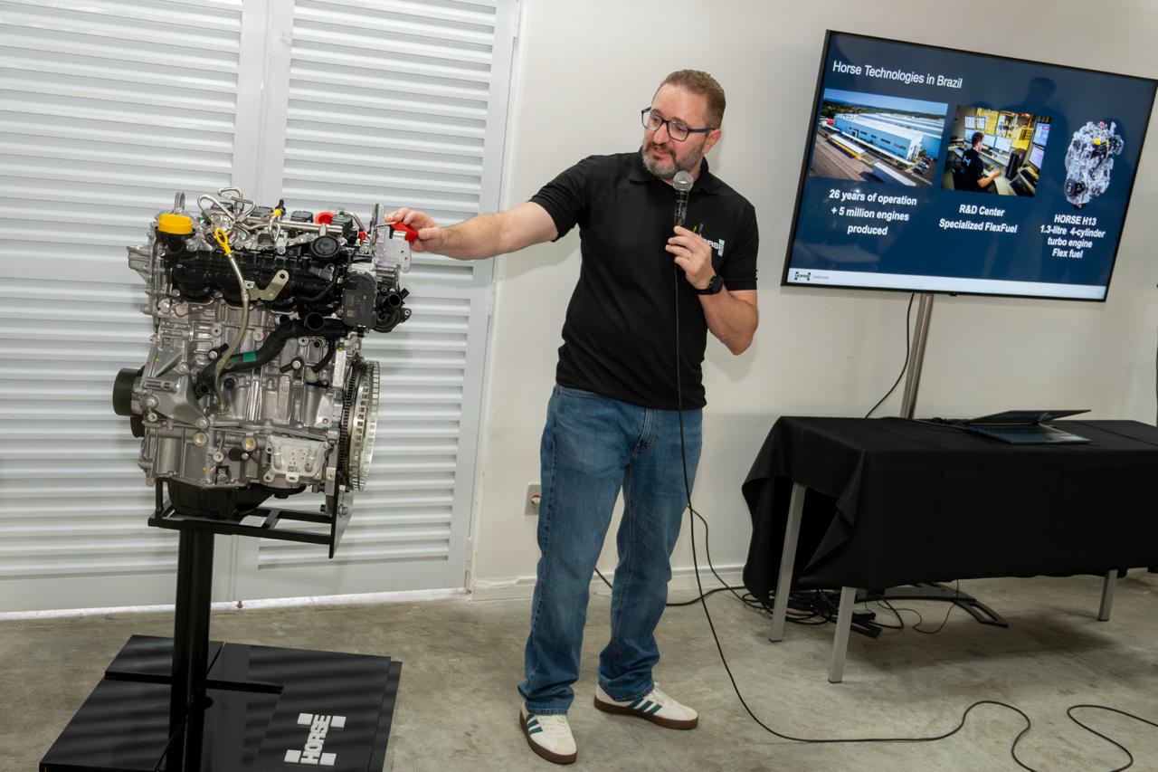 Horse Powertrain e SRB anunciam motor de competição para picapes em 2027