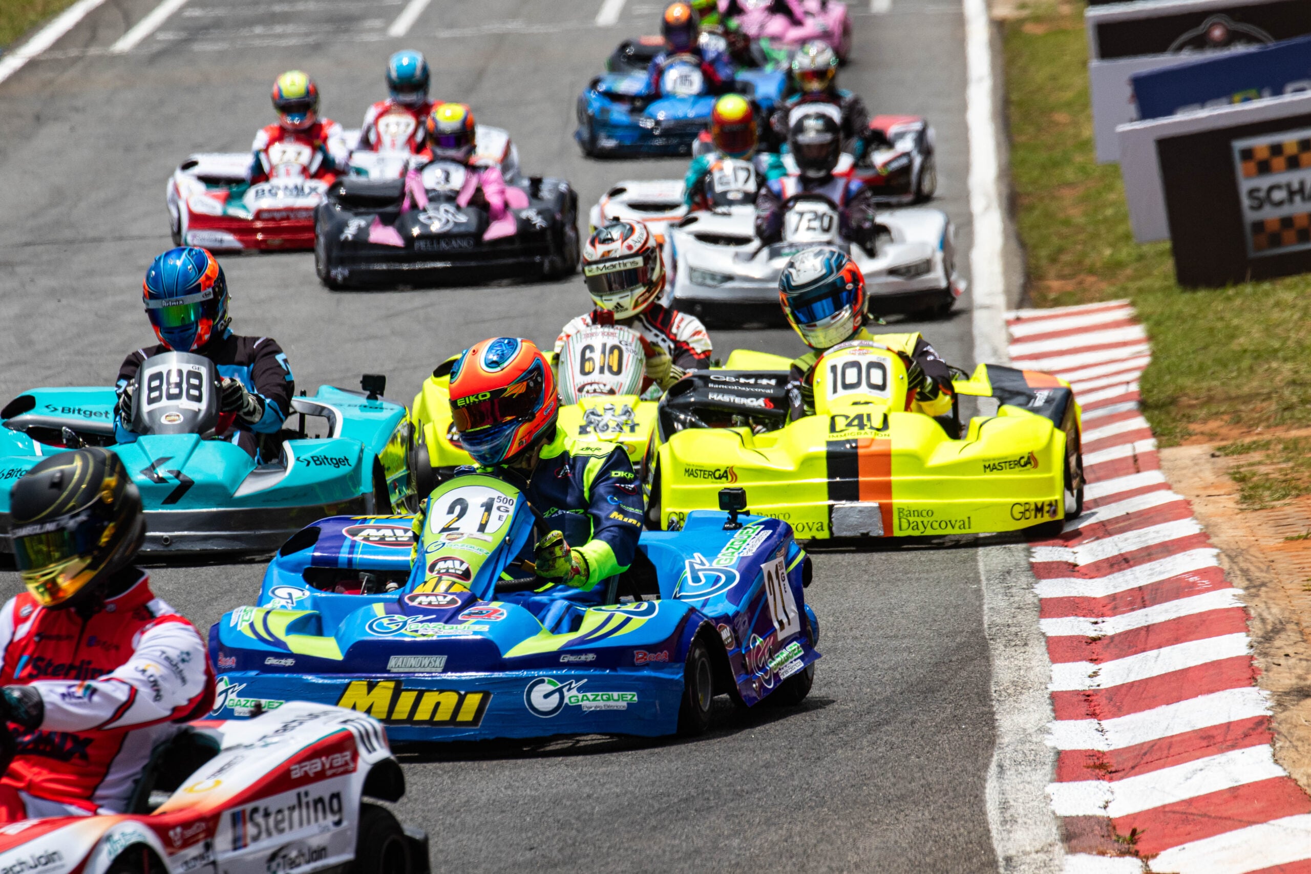 500 Milhas SCHADEK de Kart Granja Viana chega em metade da prova com kart 21 da MV Racing na liderança