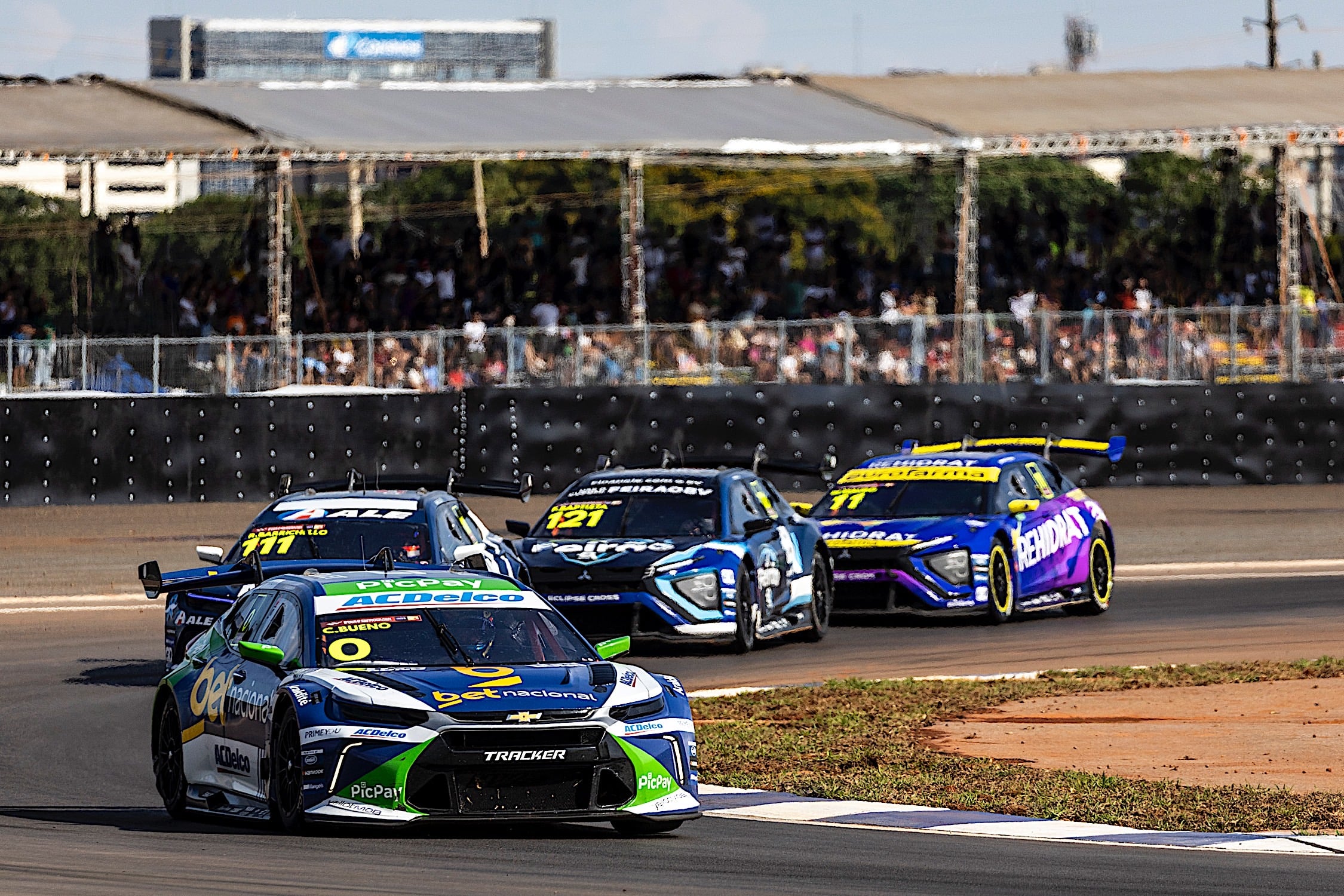 Cacá Bueno volta a Interlagos para fechar a temporada da Stock Car em alta Cacá Bueno