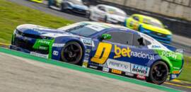 Cacá Bueno conquista pódio em Interlagos e é vice-campeão da NASCAR Special Edition