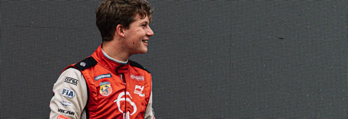 Heitor Dallagnol conquista título da F4 Brasil com pódio na primeira corrida da etapa de Interlagos