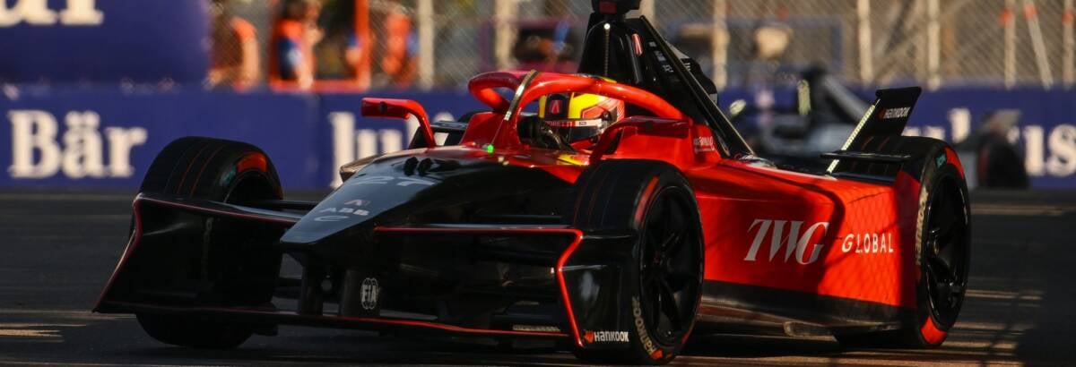 Dennis vê Wehrlein ser punido e fatura pole da Fórmula E em São Paulo