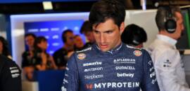 F1: Sainz segue avaliando capacete diferente antes da estreia na Austrália