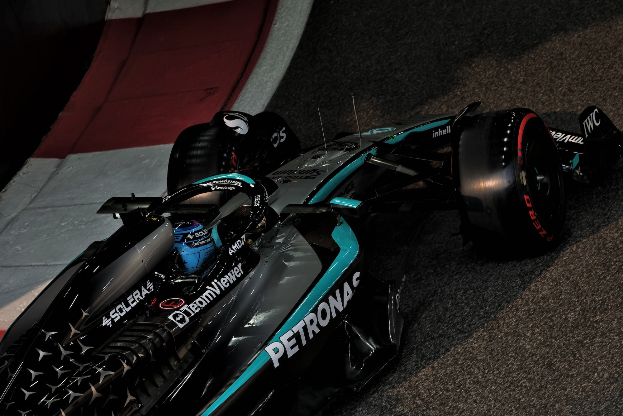 F1: Russell aponta erro de origem e explica dificuldades da Mercedes em 2025 George Russell (GBR) Mercedes AMG F1 W16.