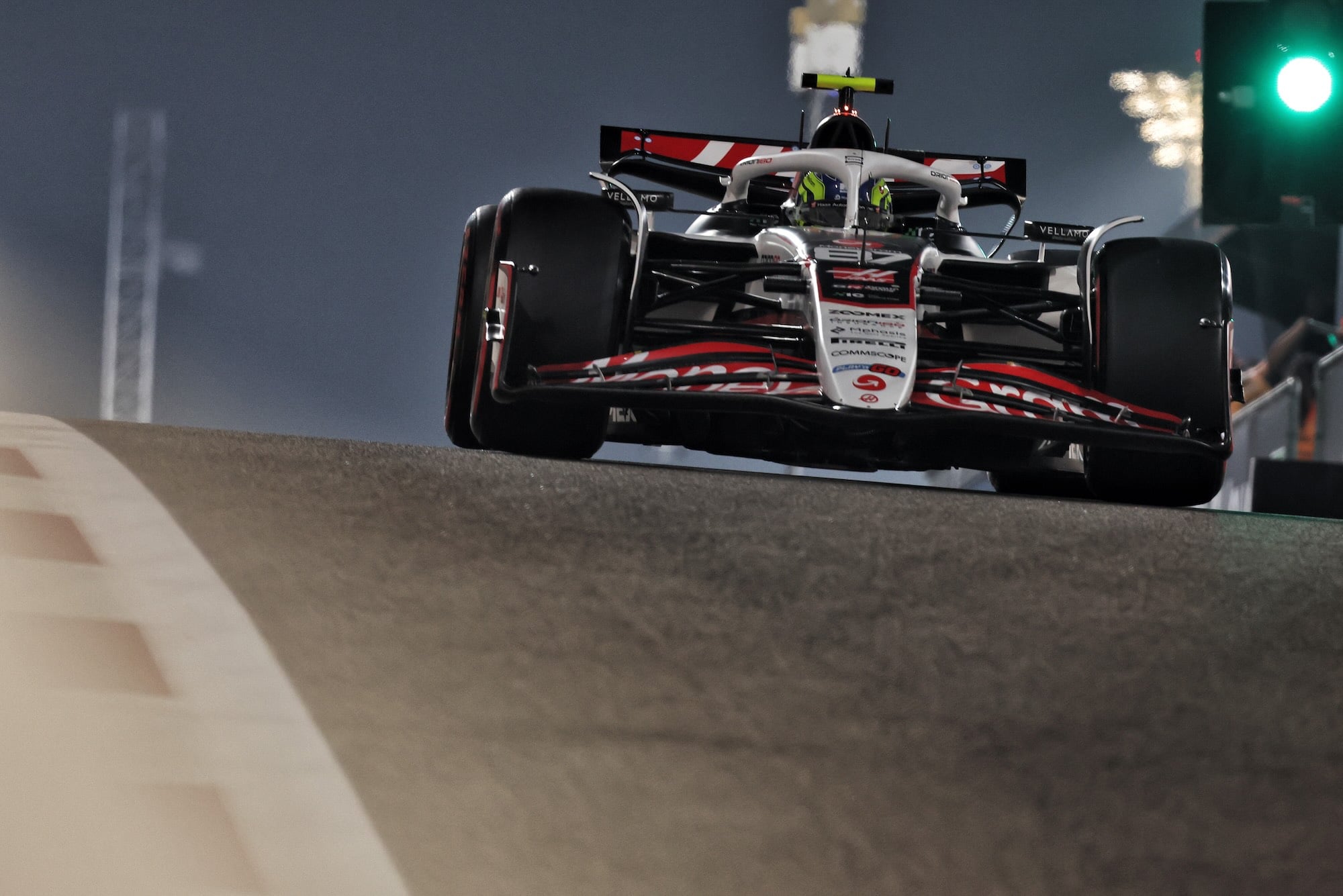 Oliver Bearman (GBR) Haas VF-25.