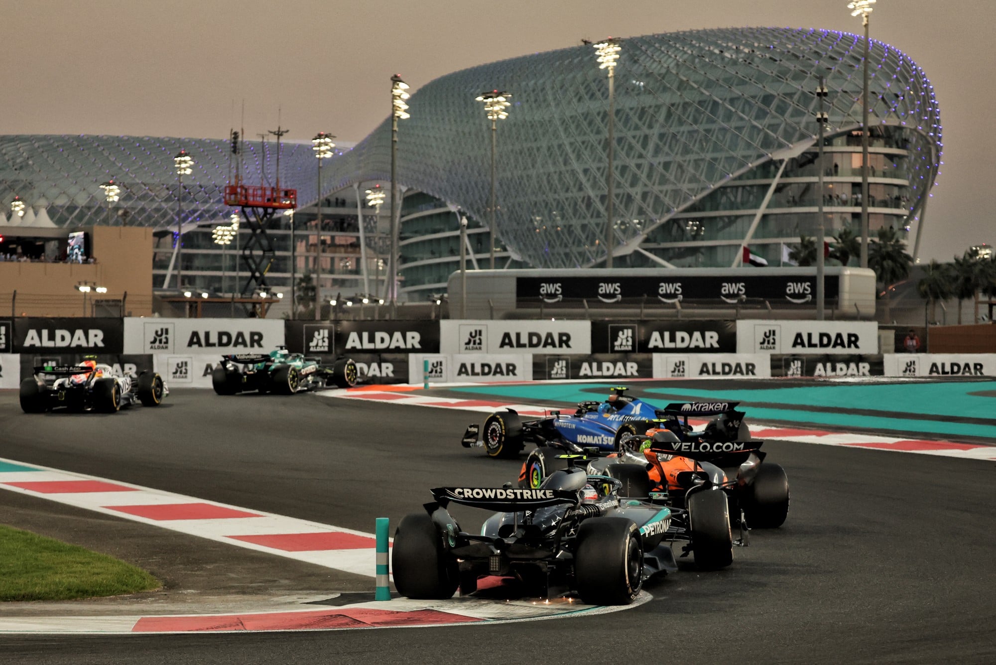 F1: Confira as imagens do GP de Abu Dhabi 2025 Andrea Kimi Antonelli (ITA) Mercedes AMG F1 W16.