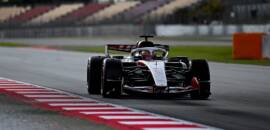 F1: Ocon elogia esforço “inacreditável” da Haas após primeiro dia de testes